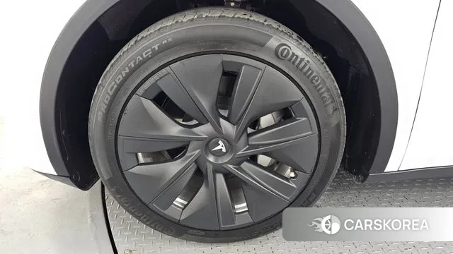 Tesla Model Y id 3534472 из Кореи 15