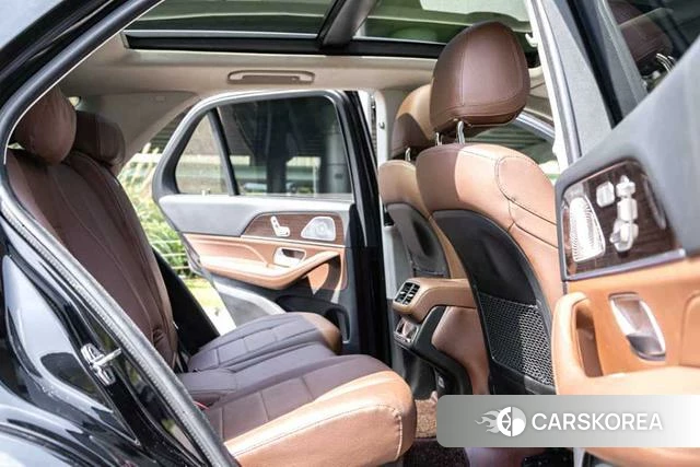 Mercedes-Benz GLE (import) 2024 Черный из Китая, фото 5