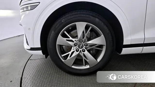 Genesis GV70 id 3043793 из Кореи 15