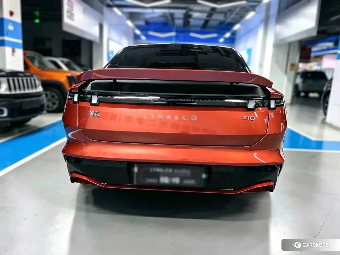 Lynk Z10 2024 Yellow/orange из Китая, фото 5