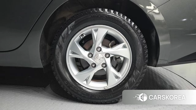 Hyundai Avante (CN7) id 4429668 из Кореи 26