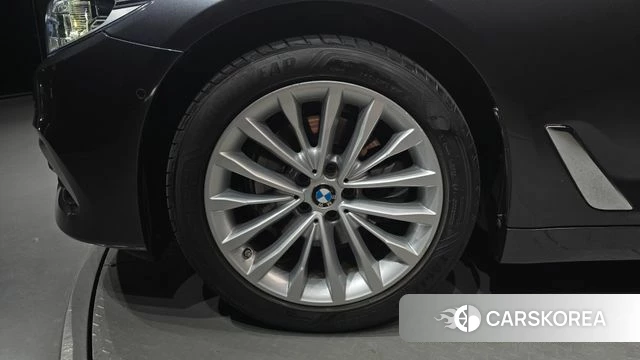 BMW 5 Series (G30) id 4677437 из Кореи 28