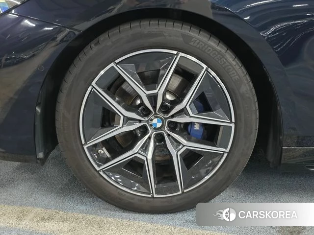 BMW 5 Series (G60) id 4724088 из Кореи 15