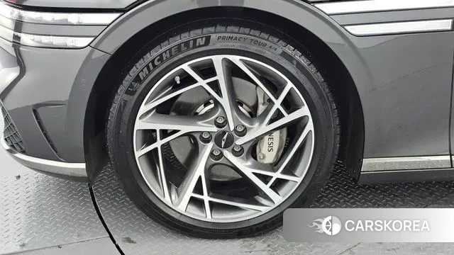 Genesis G90 (RS4) id 3671024 из Кореи 15