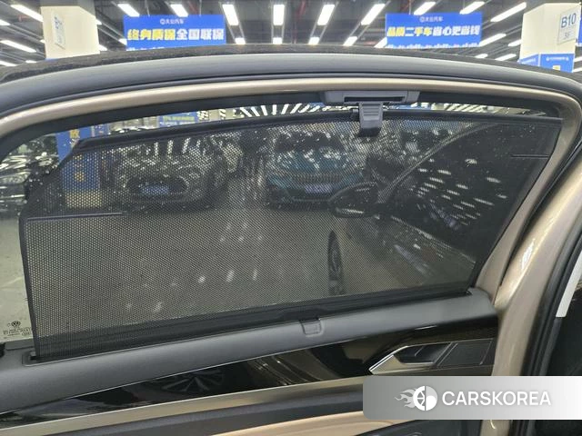 Volkswagen Passat id 4209917 из Китая 9
