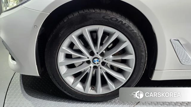 BMW 5 Series (G30) id 4530310 из Кореи 33