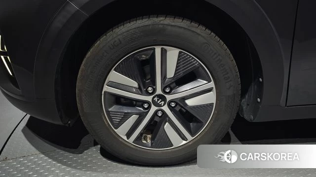 Kia The New Niro id 4542430 из Кореи 31