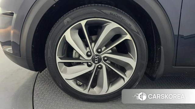 Kia Niro id 4246196 из Кореи 25