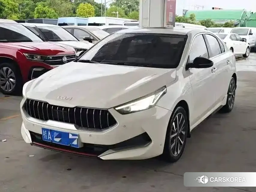 Kia K3 2022 Белый из Китая, фото 5