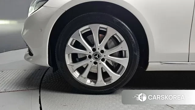 Mercedes-Benz E-Class W213 id 3484775 из Кореи 15