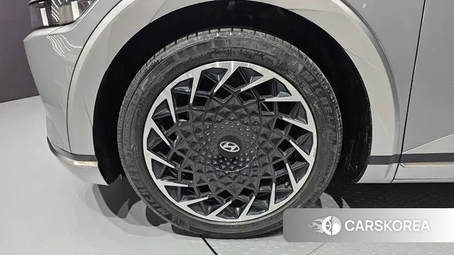 Hyundai Ionic 5 id 3438011 из Кореи 15