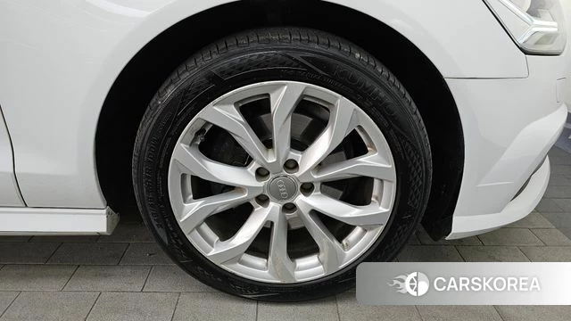 Audi New A6 id 3796176 из Кореи 15