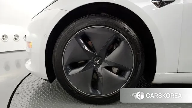 Tesla Model 3 id 2886141 из Кореи 15