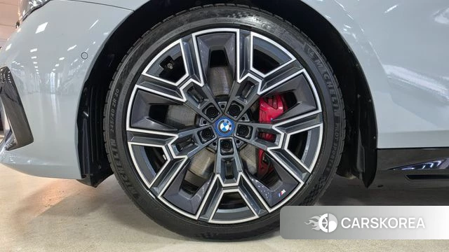 BMW i5 (G60) id 3953108 из Кореи 15