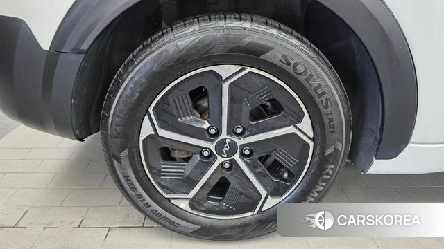 Kia Di Ol Nu Niro id 4697293 из Кореи 25
