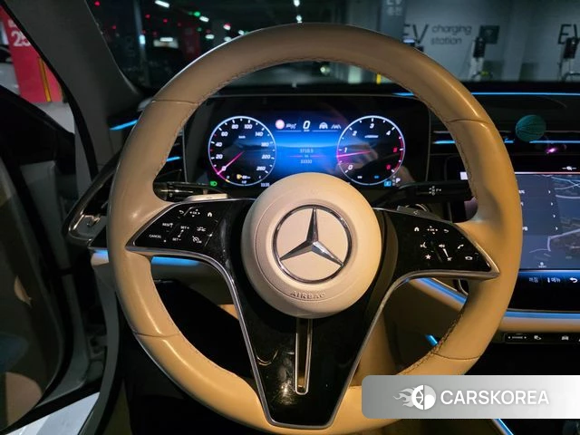 Mercedes-Benz E-Class W214 2024 Белый из Кореи, фото 6