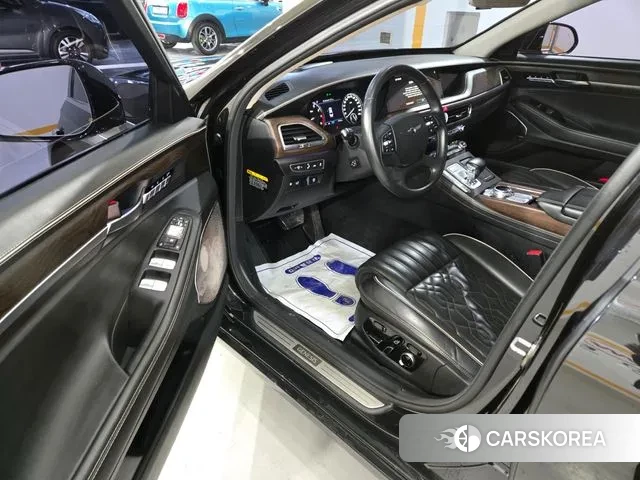 Genesis G90 id 3626906 из Кореи 15