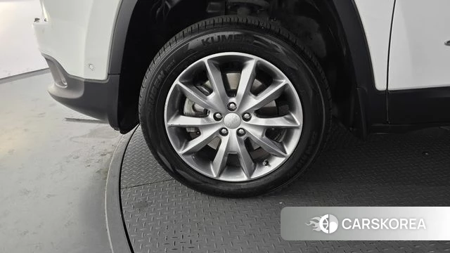 Jeep Cherokee (KL) id 3911929 из Кореи 15