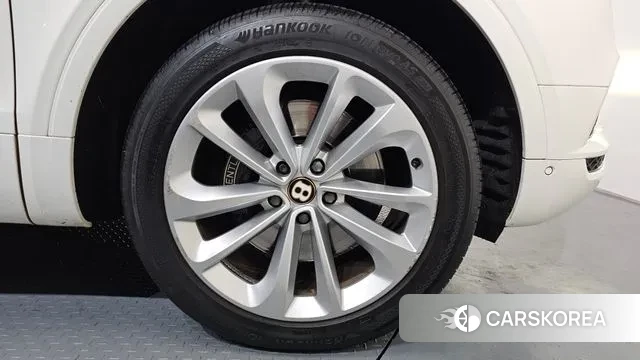 Bentley Bentayga id 3499407 из Кореи 15