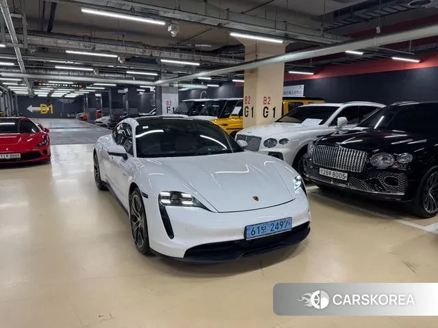 Porsche Taycan id 3231388 из Кореи 15