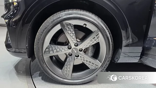 Genesis GV70 id 3383738 из Кореи 15