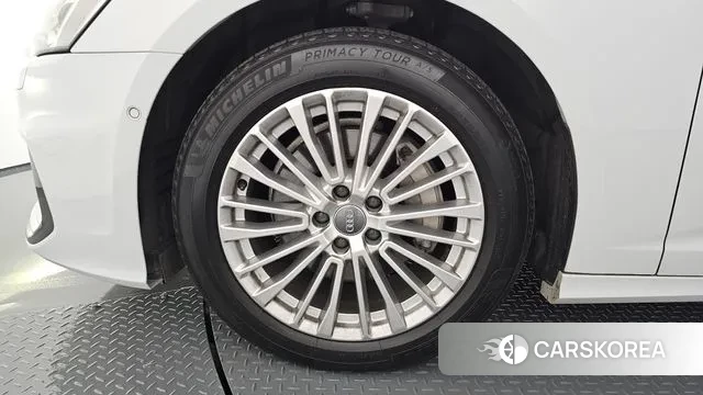 Audi A6 (C8) id 3349813 из Кореи 15