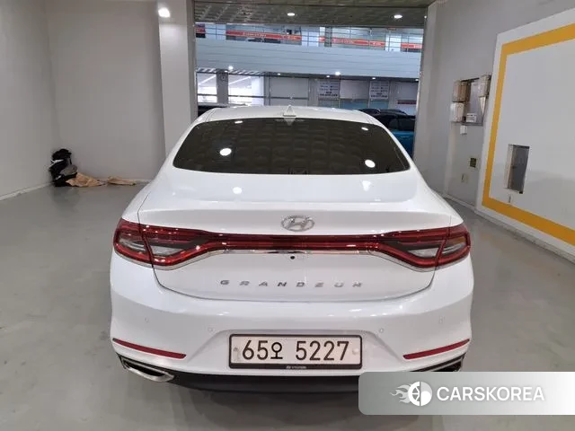 Hyundai Grandeur IG id 3732899 из Кореи 15