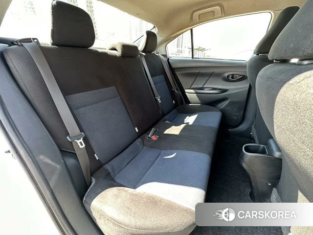 Toyota YARIS L to enjoy id 4207848 из Китая 17