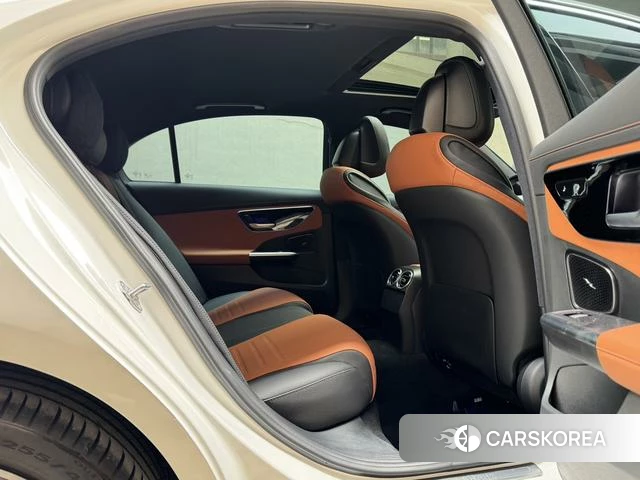 Mercedes-Benz Class C id 4258200 из Китая 9