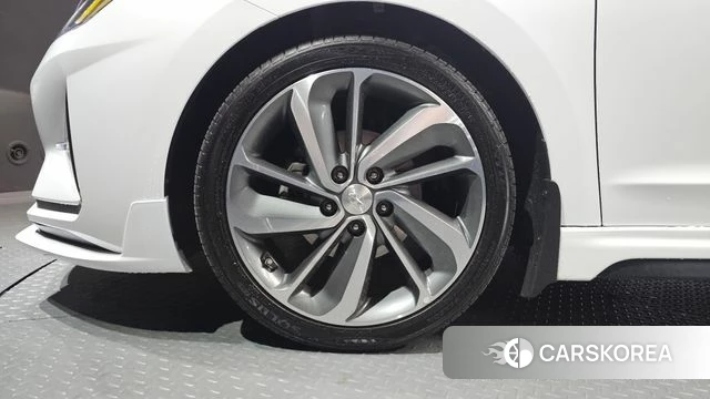 Hyundai The New Avante AD id 4251105 из Кореи 15