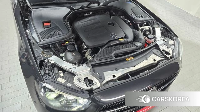 Mercedes-Benz E-Class W213 id 4711953 из Кореи 27