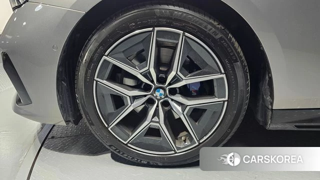 BMW 5 Series (G60) id 4200677 из Кореи 15