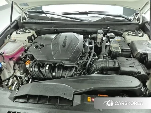 Hyundai Grandeur (GN7) id 3750951 из Кореи 13