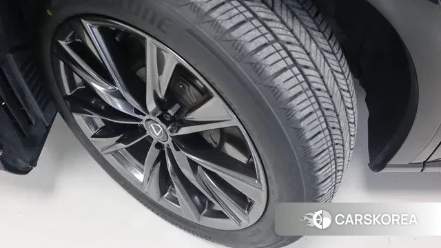 Lexus RX500h 5th generation id 2958741 из Кореи 12