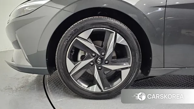 Hyundai Avante (CN7) id 3428133 из Кореи 15