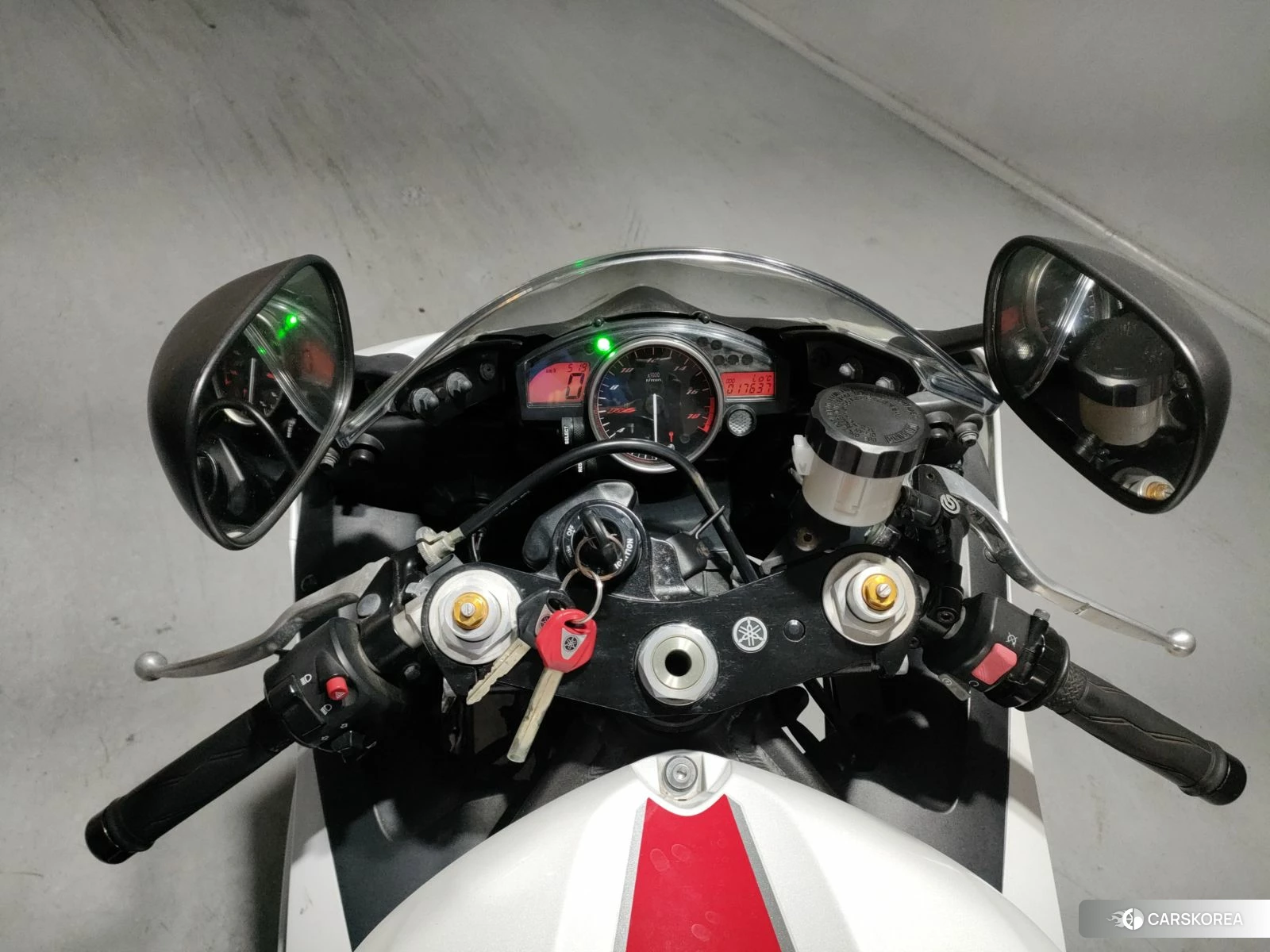 Yamaha YZF-R6 2010 из Японии, фото 5