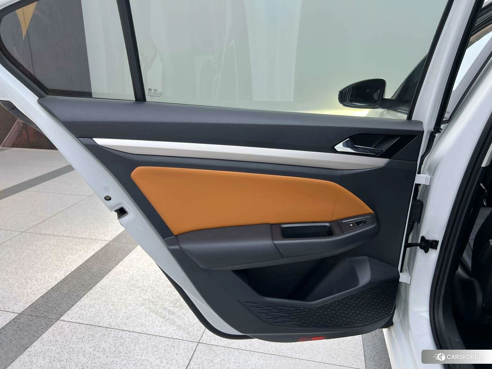 Volkswagen Bora id 4479570 из Китая 14