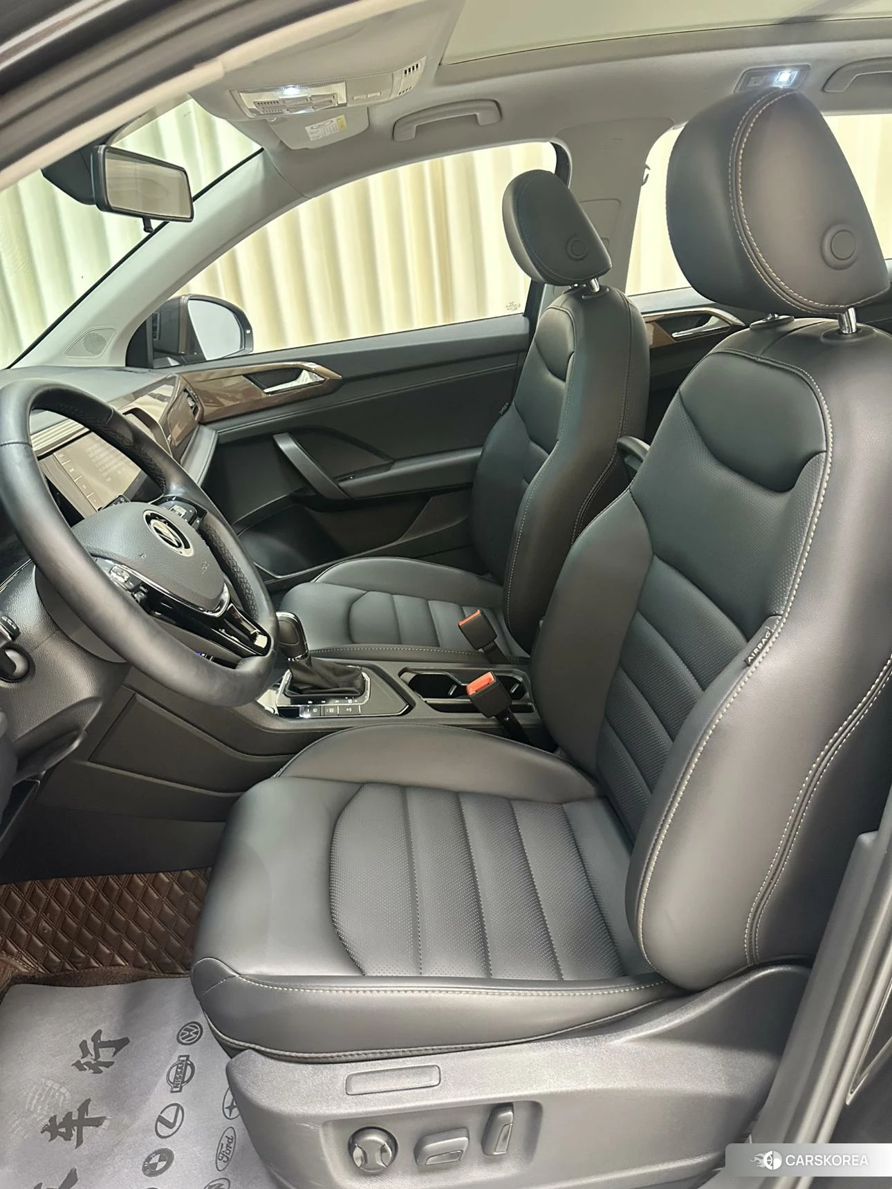 Volkswagen Tuyue id 4462000 из Китая 18