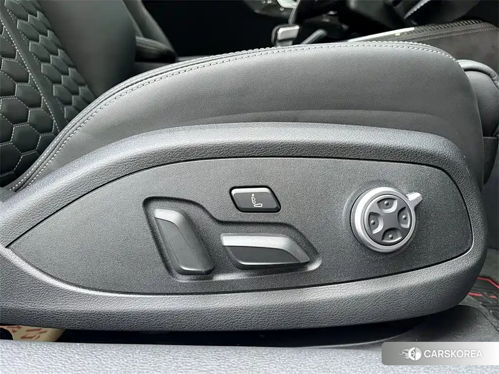Audi RS 5 id 4644471 из Китая 12
