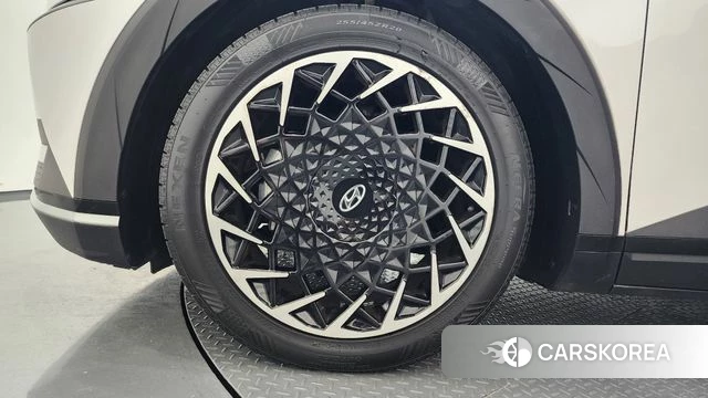Hyundai Ionic 5 id 4848279 из Кореи 15