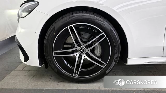 Mercedes-Benz E-Class W214 id 3837774 из Кореи 15