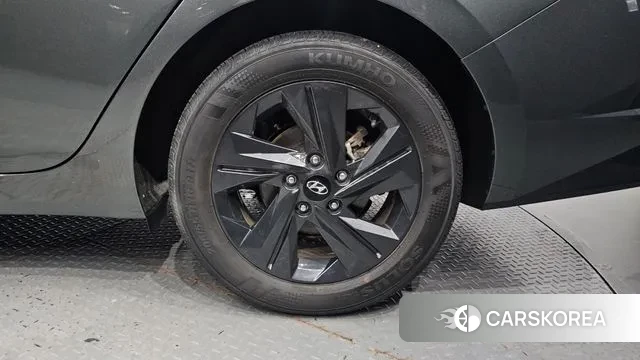 Hyundai Avante (CN7) id 3008152 из Кореи 15