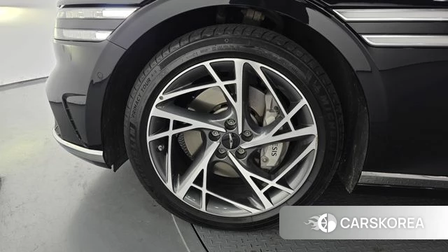 Genesis G90 (RS4) id 3883813 из Кореи 15