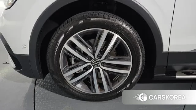 Volkswagen Tiguan Allspace id 3026559 из Кореи 15