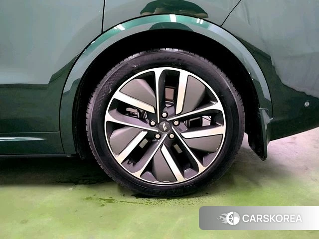 Ideal car Ideal L9 id 4238151 из Китая 15