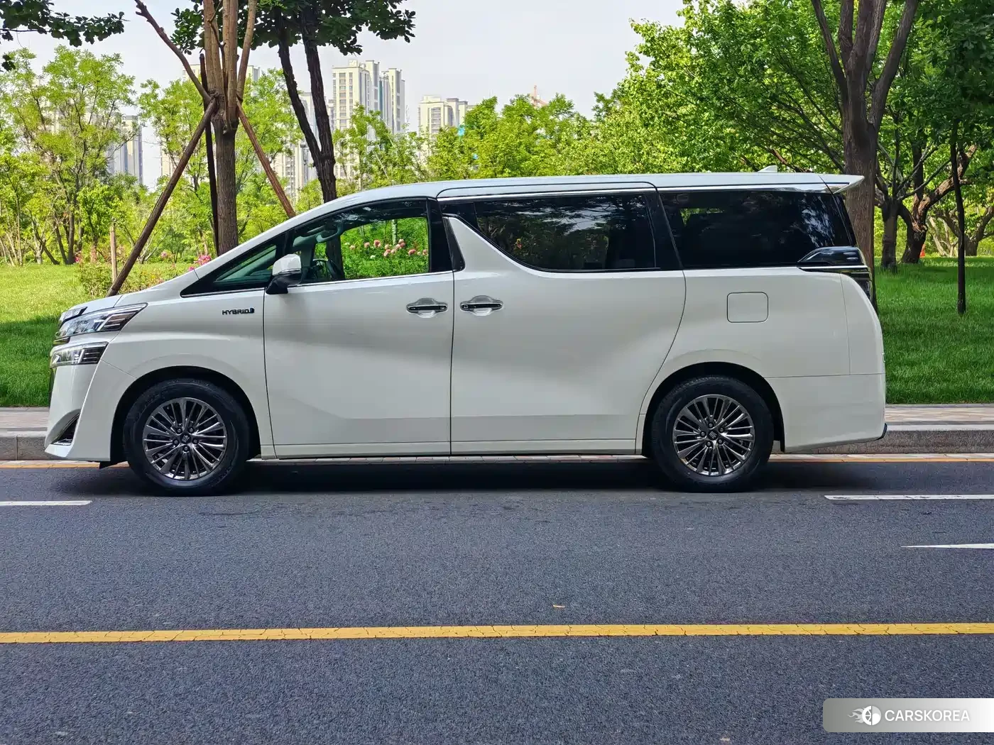 Toyota Vellfire id 4559651 из Китая 12