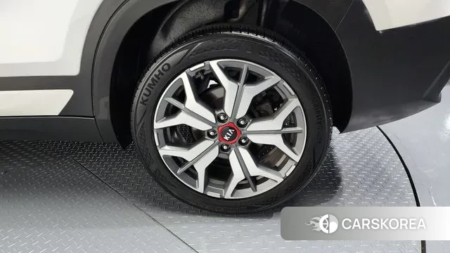 Kia Seltos id 3318703 из Кореи 15