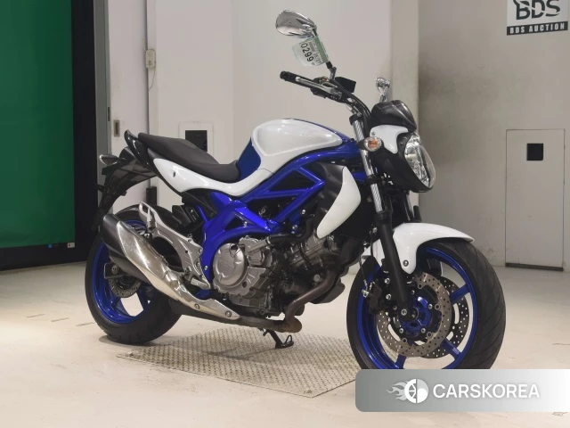 Проданный Suzuki GLADIUS 400 2011 из Японии, фото 2