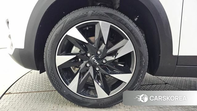 Kia Seltos id 4495018 из Кореи 28
