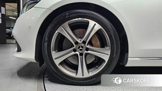 Mercedes-Benz E-Class W213 id 4496988 из Кореи 27